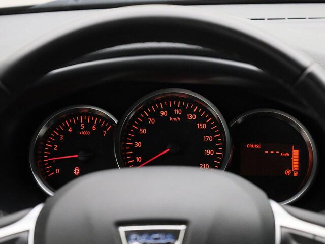Dacia SANDERO 0.9 TCe Tech Road | Trekhaak | Camera | Full-Map Navigatie | Airconditioning | Cruise Control & Snelheidsbegrenzer | LED-Dagrijverlichting | Metaalkleur