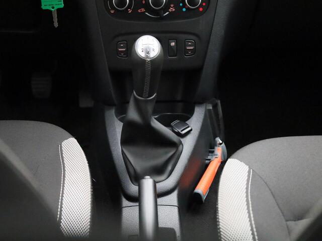 Dacia SANDERO 0.9 TCe Tech Road | Trekhaak | Camera | Full-Map Navigatie | Airconditioning | Cruise Control & Snelheidsbegrenzer | LED-Dagrijverlichting | Metaalkleur