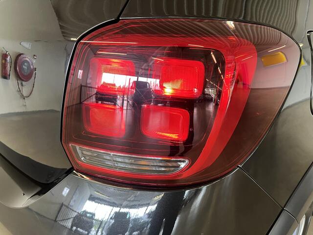 Dacia SANDERO 0.9 TCe Tech Road TREKHAAK / APPLE CARPLAY ANDROID AUTO / CLIMATE CONTROLE / CRUISE CONTROLE / PARKEERSENSOREN / NAVIGATIE.