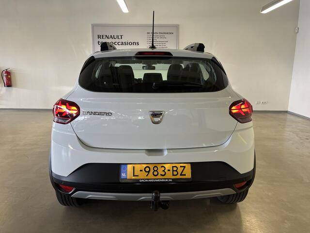 Dacia SANDERO Stepway 1.0 TCe 90 Comfort TREKHAAK / APPLE AUTO ANDROID CARPLAY / CLIMATE CONTROLE / CRUISE CONTROLE / PARKEERSENSOREN / NAVIGATIE.