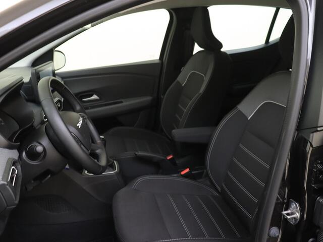 Dacia SANDERO 1.0 TCe 90 PK Expression | Parkeersensoren Achter | Licht- en Regensensor | Cruise Control & Snelheidsbegrenzer | LED-Verlichting | Airconditioning | DAB-Radio | Apple Carplay & Android Auto