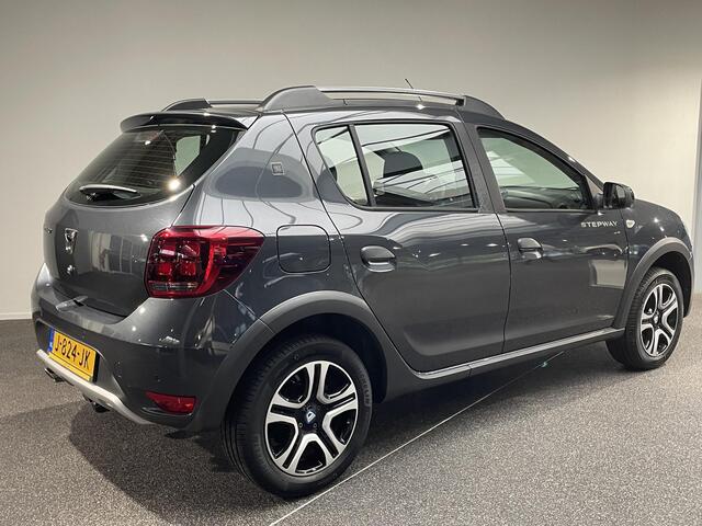 Dacia SANDERO 1.0 TCe Bi-Fuel Stepway Serie Limitee 15th Anniv. | Camera |