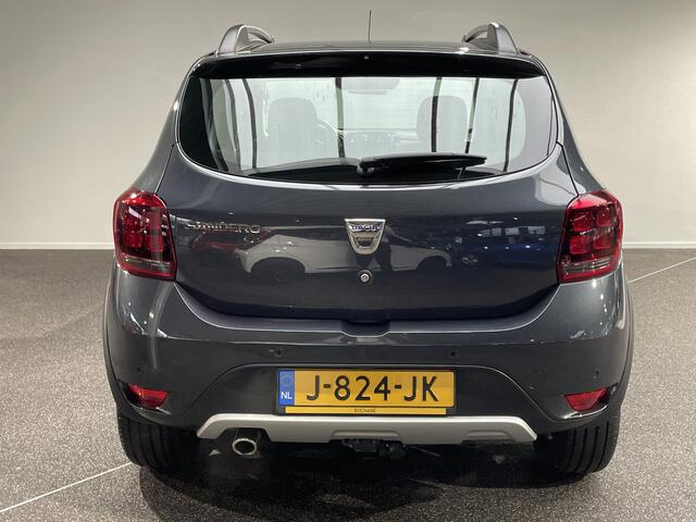 Dacia SANDERO 1.0 TCe Bi-Fuel Stepway Serie Limitee 15th Anniv. | Camera |
