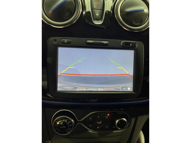 Dacia SANDERO 1.0 TCe Bi-Fuel Stepway Serie Limitee 15th Anniv. | Camera |