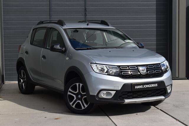 Dacia SANDERO TCe 100 Bi-Fuel Stepway Serie Limitee 15th Anniv. | NAVI | CAMERA | CRUISE CONTROL | CLIMATE CONTROL | PDC | LMV