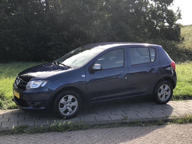 Dacia SANDERO 0.9 TCe 10th Anniversary AIRCO|CRUISE CONTROL|TREKHAAK|PDC|15"