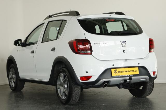 Dacia SANDERO 0.9 TCe Stepway / Navi / Cruisecontrol / Allseason / Trekhaak