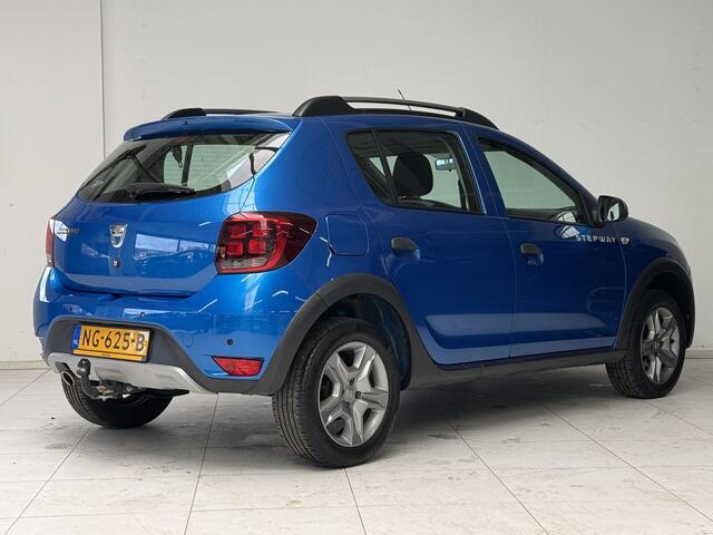 Dacia SANDERO 0.9 TCe Stepway Laureate | Navigatie | Parkeersensoren | Trekhaak |
