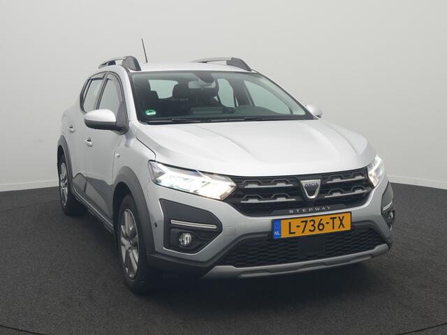 Dacia SANDERO Stepway TCe 90 Comfort - RIJKLAARPRIJS - All Seasonbanden - Achteruitrijcamera - Dealeronderhouden