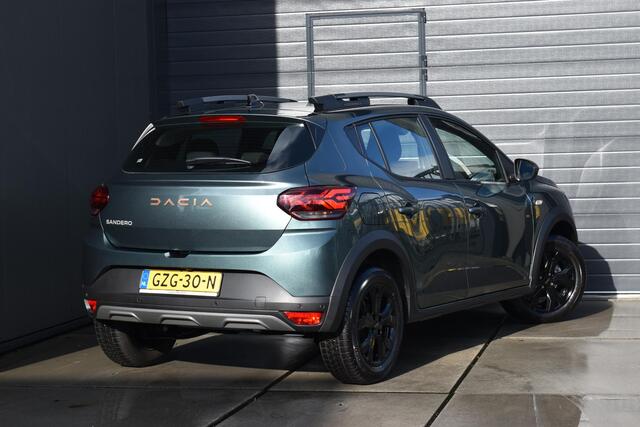 Dacia SANDERO Stepway TCe 110 Extreme | CAMERA | APPLECARPLAY/ANDROIDAUTO | STOELVERWARMING | CRUISE CONTROL | CLIMATE CONTROL | ALL-SEASONBANDEN | PDC | LMV