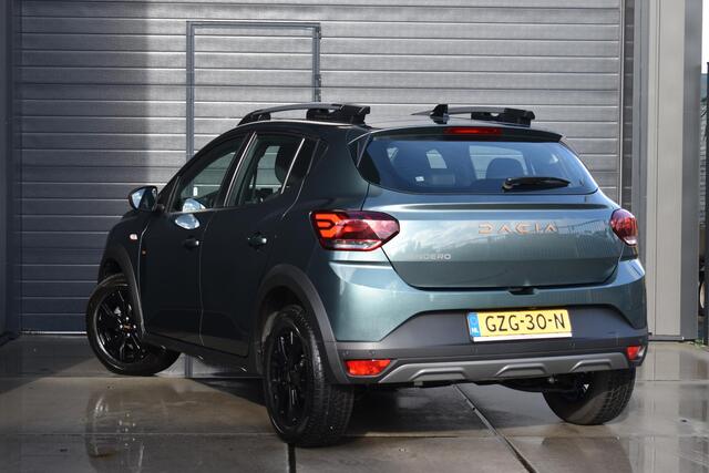 Dacia SANDERO Stepway TCe 110 Extreme | CAMERA | APPLECARPLAY/ANDROIDAUTO | STOELVERWARMING | CRUISE CONTROL | CLIMATE CONTROL | ALL-SEASONBANDEN | PDC | LMV