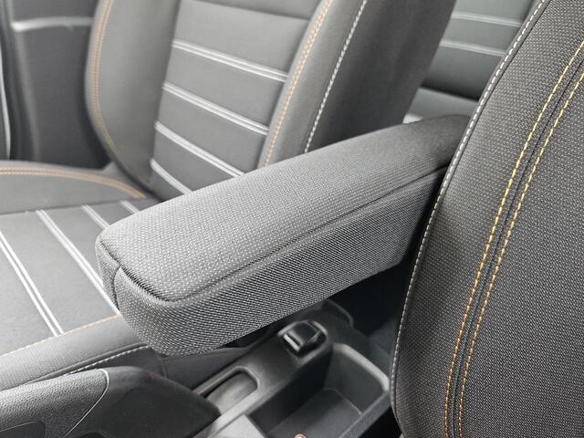 Dacia SANDERO 1.0 Bi-Fuel Comfort / 1e Eigenaar / Dealer Onderhouden / Trekhaak / Navigatie / Apple Carplay & Android Auto / Climate Control / Parkeersensoren /