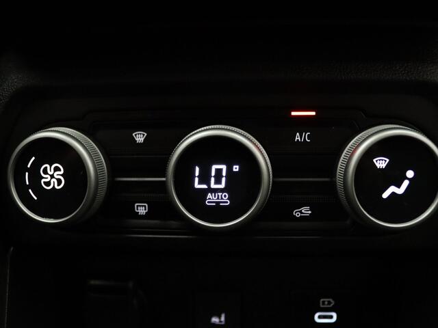 Dacia SANDERO Stepway TCe 110pk Extreme Camera | Climate | Cruise | Navi | Parkeersens. achter