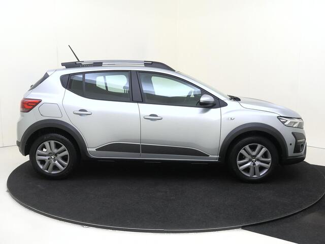 Dacia SANDERO Stepway 1.0 TCe 100 Bi-Fuel Comfort | Navigatie | Parkeersensoren & Camera | Trekhaak |