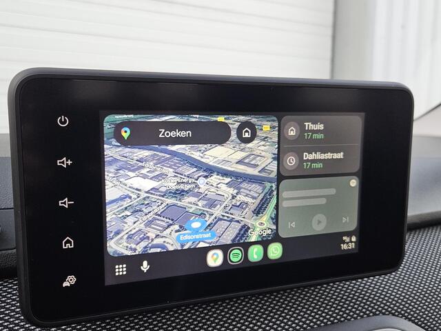 Dacia SANDERO 1.0 ECO-G Expression / 1e Eigenaar / Trekhaak / Apple Carplay & Android Auto / Climate Control / Lichtmetalen Velgen / Parkeersensoren / Airco / Cruise Control /