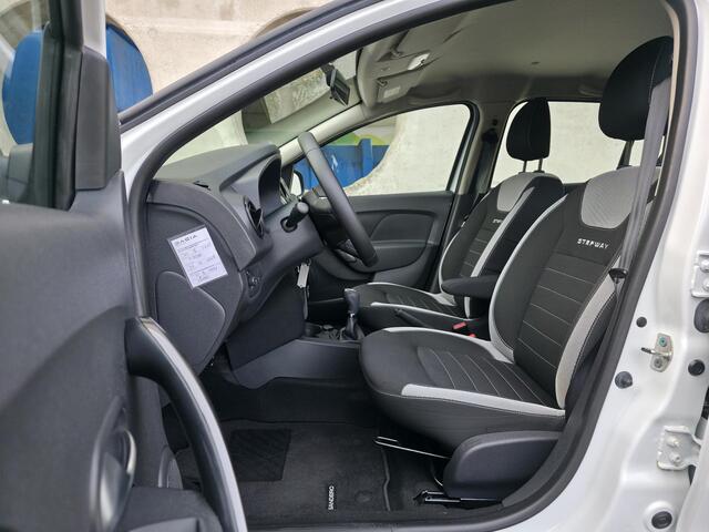 Dacia SANDERO 0.9 TCe Stepway Laureate | Automaat | 1e Eigenaar | Navigatie | Parkeersensoren achter | Bluetooth | Cruise Control