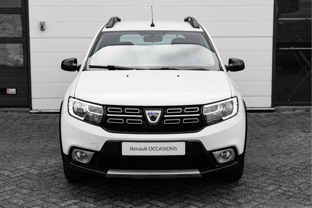 Dacia SANDERO Stepway 1.0 TCe Bi-Fuel Stepway Serie Limitee 15th Anniv. | ECC | Camera achteruit | NAVI | | incl. Bovag rijklaarpakket met 12 maanden garantie | Apple car play |