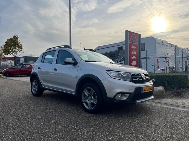 Dacia SANDERO 0.9 TCe Bi-Fuel SL Stepway | LPG | Trekhaak | Cruise Control | NAVI | Parkeersensoren | Airco