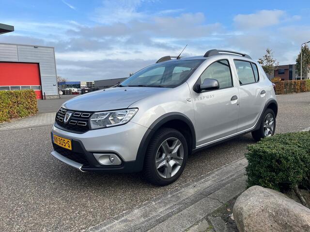 Dacia SANDERO 0.9 TCe Bi-Fuel SL Stepway | LPG | Trekhaak | Cruise Control | NAVI | Parkeersensoren | Airco