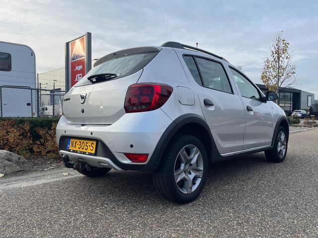 Dacia SANDERO 0.9 TCe Bi-Fuel SL Stepway | LPG | Trekhaak | Cruise Control | NAVI | Parkeersensoren | Airco