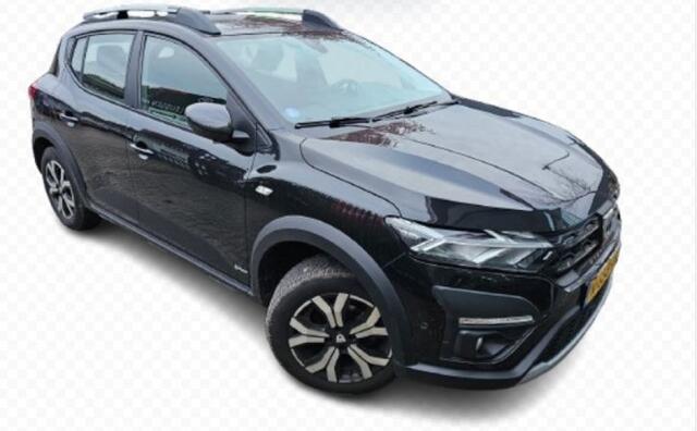 Dacia SANDERO 1.0 TCE Comfort Automaat - Trekhaak - Allseason banden - Carplay