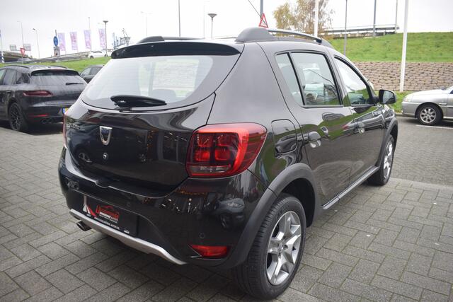 Dacia SANDERO 0.9 TCe SL Stepway Navigatie Cruise PDC Airco