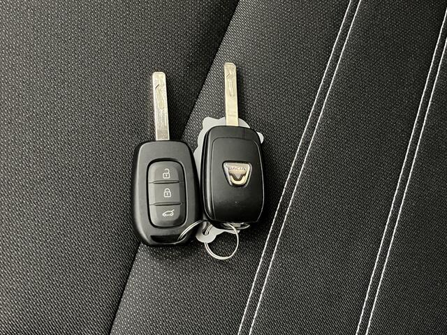 Dacia SANDERO Stepway 1.0 TCe 90 Expression / Automaat / Climate Control / Cruise Control / Apple CarPlay/Android Auto / Allseasonbanden /