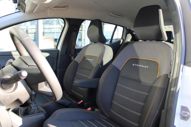 Dacia SANDERO Stepway 1.0 TCe 100 Bi-Fuel Essential | Dealer onderhouden | Trekhaak