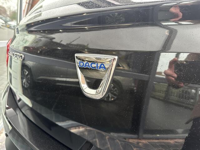 Dacia SANDERO Stepway 1.0 TCe 90 Comfort | TREKHAAK | BLIND SPOT | CAMERA | PARKEERSENSOREN | CLIMATE CONTROL | CRUISE CONTROL | CARPLAY