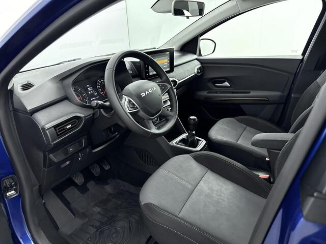 Dacia SANDERO Stepway 1.0 TCe 100Pk ECO-G Up&Go | Navigatie | Apple & Android Carplay | Parkeersensoren Voor & Achter | Achteruitrijcamera | Cruise Control & Snelheidsbegrenzer | Keyless Entry | Privacy Glass | Trekhaak |