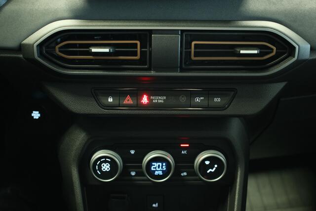 Dacia SANDERO Stepway 1.0 TCe 110 extreme Camera, Cruise control, PDC, 20dkm!