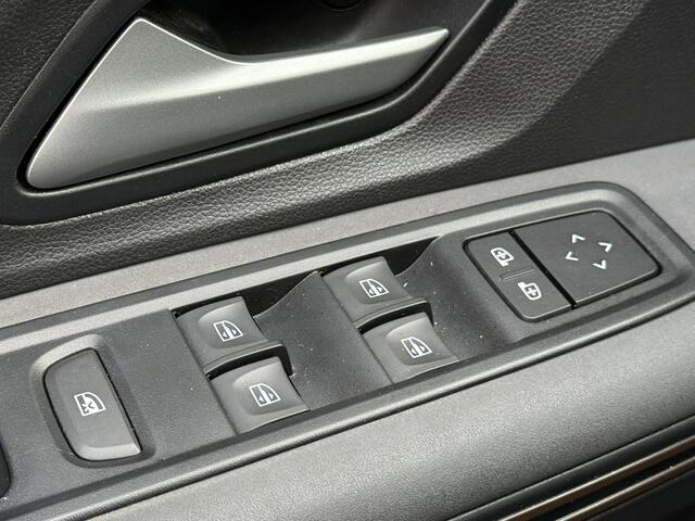 Dacia SANDERO Stepway 1.0 TCe 100 ECO-G Extreme | NAP | Trekhaak | Navigatie | Achteruitrijcamera | Climate Control | Key-less | Lichtmetaal | DAB | LED |