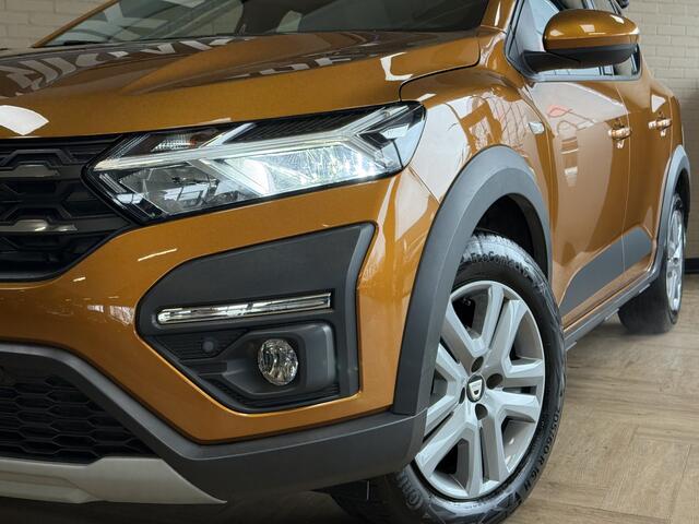 Dacia SANDERO Stepway 1.0 TCe 90 AUT Comfort | Navi | Camera | Clima | Carplay | Cruise control | PDC | LED | 100% Dealer onderhouden!