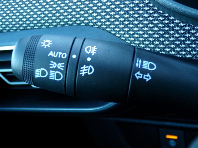 Dacia SANDERO 1.0 TCe 90 Journey, Automaat / Carplay + Android Auto / Keyless / Sensoren + Camera / Full LED / 16'' LMV