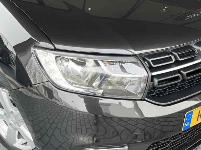 Dacia SANDERO 0.9 TCe Laureate AIRCO / CRUISE CONTROL / LICHT METAAL / TREKHAAK / PARKEERSENSOREN !