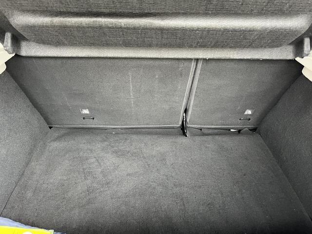 Dacia SANDERO 0.9 TCe Laureate AIRCO / CRUISE CONTROL / LICHT METAAL / TREKHAAK / PARKEERSENSOREN !