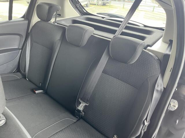 Dacia SANDERO 0.9 TCe Laureate AIRCO / CRUISE CONTROL / LICHT METAAL / TREKHAAK / PARKEERSENSOREN !