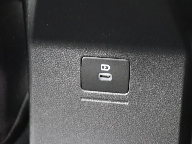 Dacia SANDERO Stepway Limited Edition TCe 110 | Achteruitrijcamera | Cruise Control en snelheidsbegrenzer | Dacia Handsfree card voor openen, sluiten en starten zonder sleutel