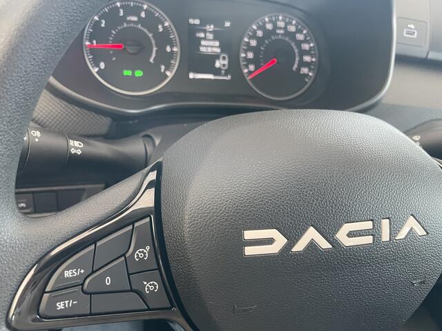 Dacia SANDERO 1.0 TCe 100 ECO-G Essential Airco - Cruise control - Parkeersensor achter - Bluetooth - Rijstrooksensor - Start/stop systeem - Stuur multifunctioneel - Led lampen - Elektrische ramen voor