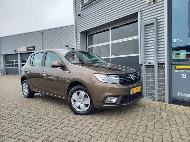 Dacia SANDERO 0.9 TCe AUTOMAAT Laureate - AIRCO - TREKHAAK - CRUISE - BLUETOOTH