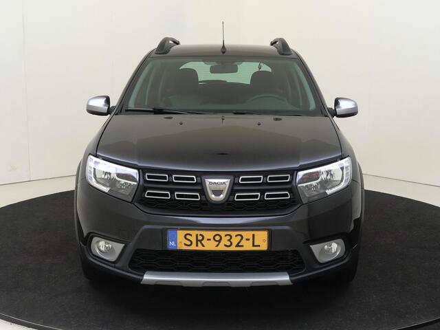 Dacia SANDERO 0.9 TCe 90 PK SL Stepway | Parkeer pakket | airco | cruise control | lichtmetalen velgen 15" | navigatiesysteem full map |