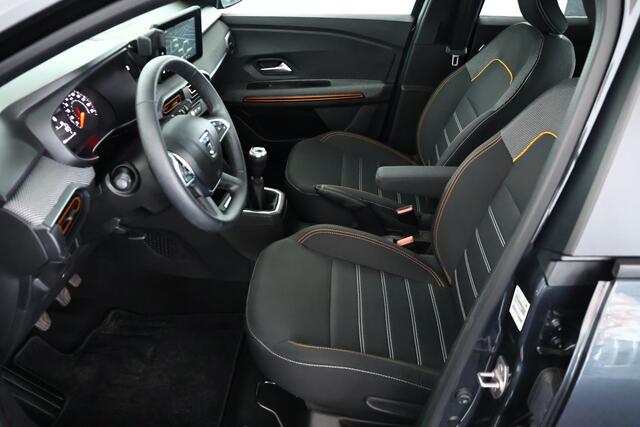Dacia SANDERO Stepway 1.0 TCe 90 Comfort / LED / Navi / CarPlay / Clima