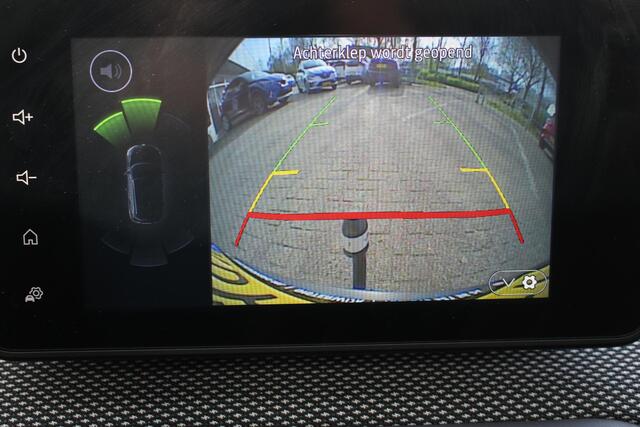 Dacia SANDERO Stepway 1.0 TCe 90 Comfort | Achteruitrijcamera | Schuif kantel dak | Navigatie | Trekhaak |