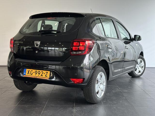 Dacia SANDERO 0.9 TCe Laureate PARKEERSENSOREN ACHTER | NAVIGATIE | AIRCO