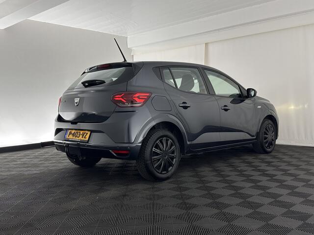 Dacia SANDERO Stepway 1.0 TCe 100 Bi-Fuel Comfort (INCL.BTW) *FULL-LED | NAVI-FULLMAP | BLINDSPOT | HEATED-COMFORTSEATS | CAMERA | KEYLESS | DAB | ECC | PDC | CRUISE*