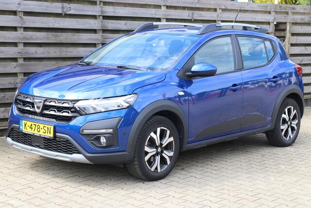 Dacia SANDERO Stepway 1.0 TCe 90 Comfort / Navi / Airco / Cruise