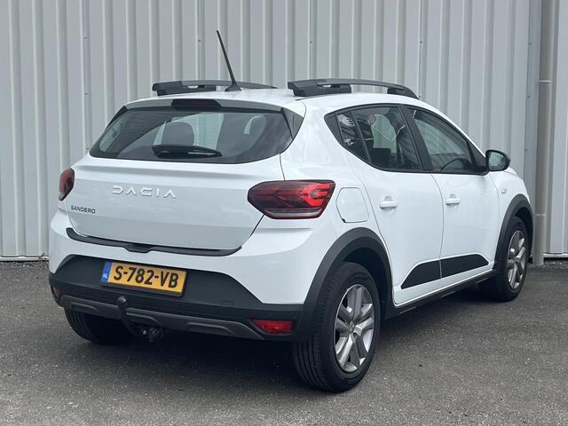 Dacia SANDERO Stepway 1.0 TCe 110 Expression | Trekhaak | Dodehoek Detectie | Parkeersensoren voor, achter en achteruitrijcamera