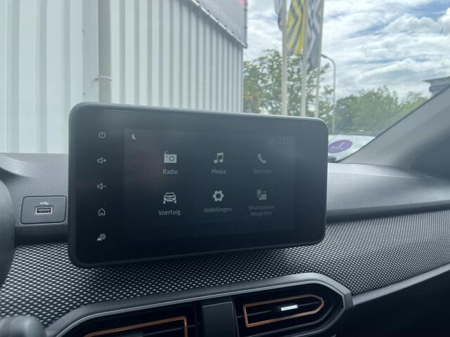 Dacia SANDERO Stepway 1.0 TCe 110 Expression | Trekhaak | Dodehoek Detectie | Parkeersensoren voor, achter en achteruitrijcamera