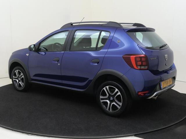 Dacia SANDERO 1.0 TCe 100 PK Stepway Serie Limitee 15th Anniv. | airco automatisch | Apple Carplay/Android Auto | cruise control | navigatiesysteem full map |