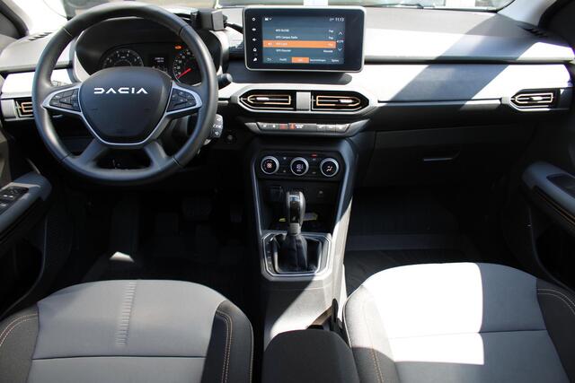 Dacia SANDERO Stepway 1.0 TCe 90 Comfort | Navigatie | Stoelverwarming | Dodehoekdetectie